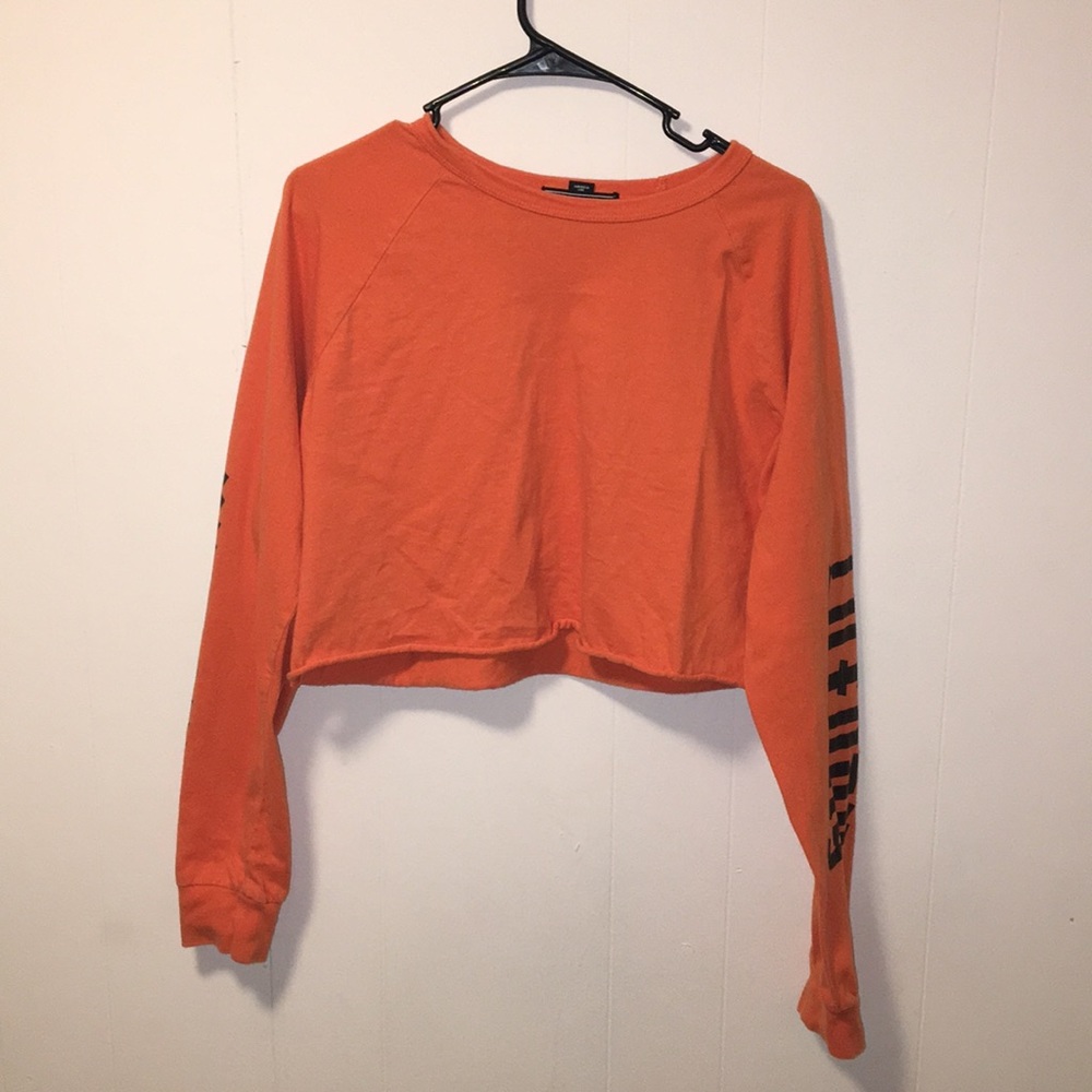 Forever 31 long sleeve cropped shirt. Size medium